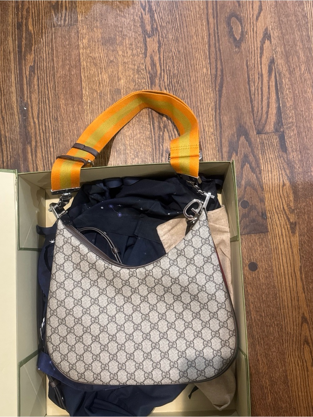 Gucci/Beige GG Supreme Shoulder Hobo Bag with Removable Striped Strap/NWT! - Picture 8 of 16